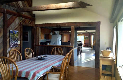Mill Run House | Ideal Ohiopyle Retreat for Family Reunions and Relaxation