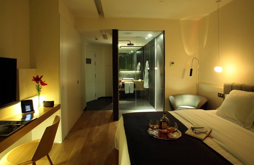 Gothic Quarter Hotel | Indulge in Comfort at Ohla Barcelona - Rated 9.6/10