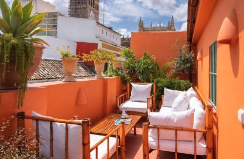 Santa Cruz Apartment | Ohliving Cathedral View