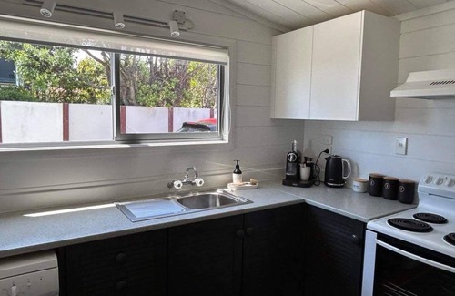 Ohope House | Beachfront Ohope House with Spectacular Sea Views