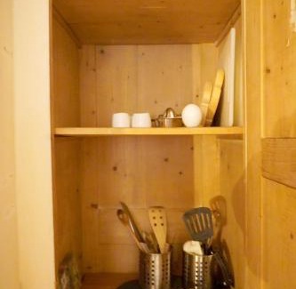Steingaden Apartment | Family-Friendly Stay at Oide Schreinerei - Rated 8.5/10