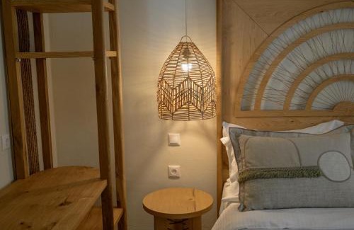 Neapoli Hotel | Cozy Oikies Small Elegant Houses with Pool & Breakfast
