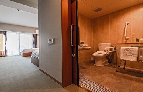 Chatan Hotel | Eco-Friendly Oile By Dsh Resorts with Pool & Ocean Views