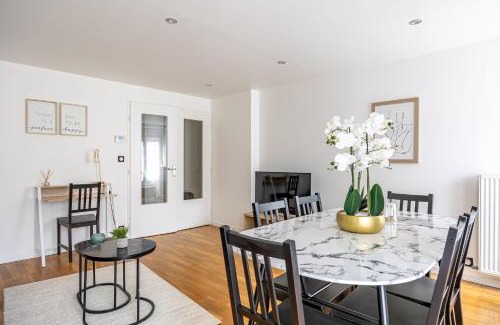 Annonay Apartment | Exceptional L’Hivernal in Centre-Ville with Child-Friendly Amenities