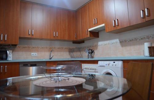 Candeleda Apartment | Family-Friendly Retreat at Ojaranzo - Perfect for Kids!