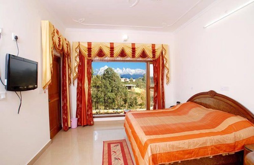 Chaukori Resort | Discover Ojaswi Resort: Family-Friendly with Breakfast Included