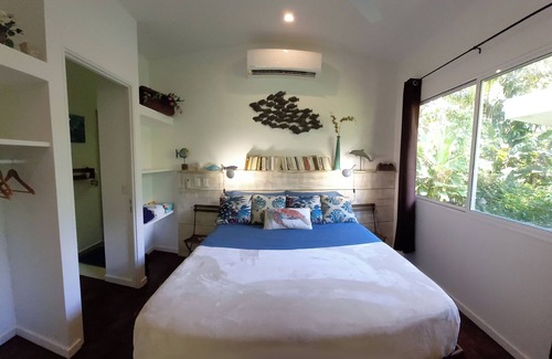 Playa Tortuga Hotel | Ojochal Gardens Villas: Ocean View Retreat with Spa & Pool