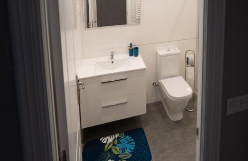 Ametzola Apartment | Stylish Ok Bilbao: Family-Friendly 4-Star Getaway