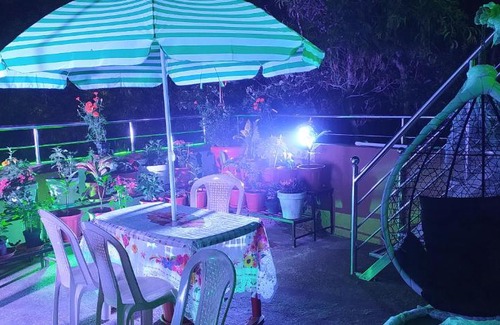 Konark Hotel | Okaasan Guesthouse: Pet-Friendly Stay with Breakfast Included