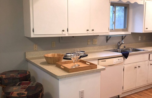 Okauchee House | Lakefront 3BR/2B Retreat with Boat Slip and Breakfast Included