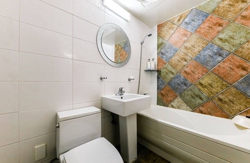 Okcheon Hotel | Eco-Friendly Okcheon Myeongga with Family Amenities Awaits