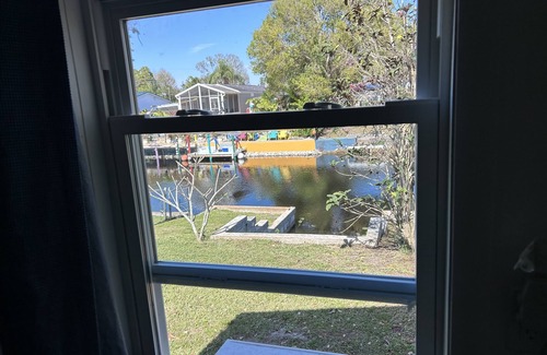 Taylor Creek House | Relaxing Okeechobee Canal Getaway with Dock and Spa