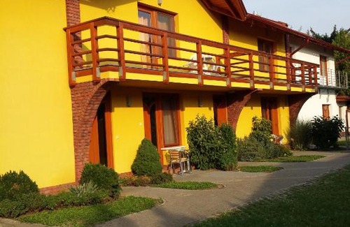 Gyula Apartment | Family-Friendly OKKER Apartman - Rated 10/10 by Guests