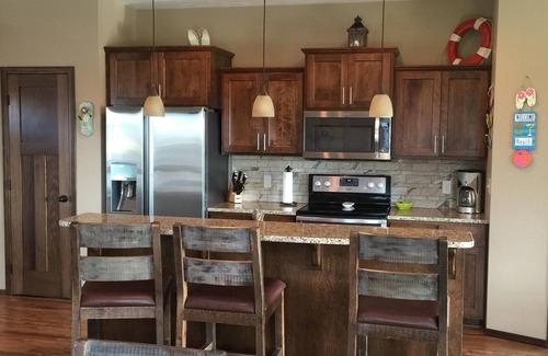 Arnolds Park Cabin | Family-Friendly Okoboji Cabin with Waterpark Passes Included
