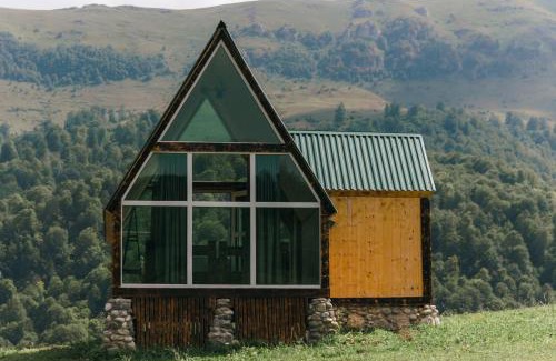Kaputan Resort | OKON Highlands Cottages & Camp