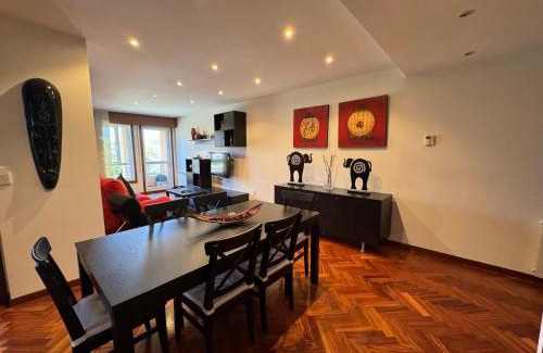 Culleredo Apartment | Discover Oktheway O Burgo: Family & Pet Friendly Retreat