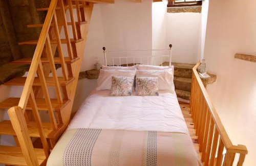 Caparica Bed & Breakfast | Beautiful Windmill in Belém with Ocean Views & Pool