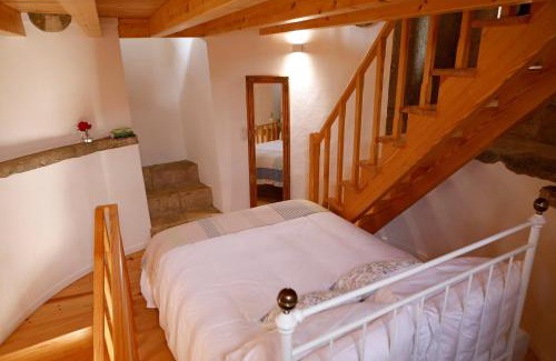 Caparica Bed & Breakfast | Beautiful Windmill in Belém with Ocean Views & Pool