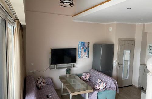 Vlicho Apartment | Kid-Friendly Ola Kala Apartments: Guest Rated 9/10!