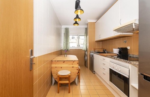 Beato Apartment | Stylish Olaias Design: Family-Friendly Comfort Awaits