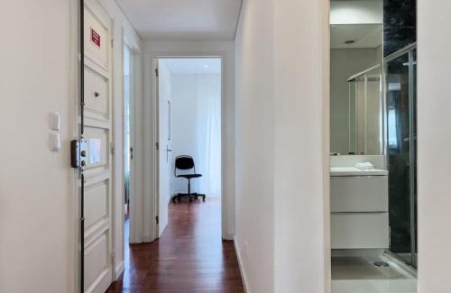 Beato Apartment | Family-Friendly Olaias Lisbon: 2 Bed Near Metro, Rated 9/10