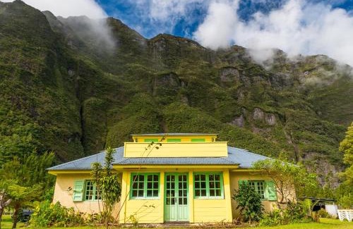 Cilaos House | Discover OLATIKA - A Family-Friendly Retreat Awaits