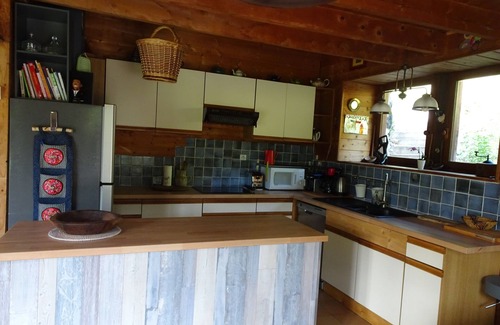 Theys House | Charming Renovated Barn with Pool & Ocean View, Rated 9.8