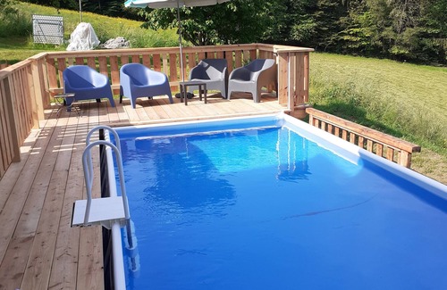 Theys House | Charming Renovated Barn with Pool & Ocean View, Rated 9.8