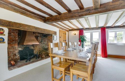 Stowmarket House | Unforgettable Family Stay at Old Black Horse Farm