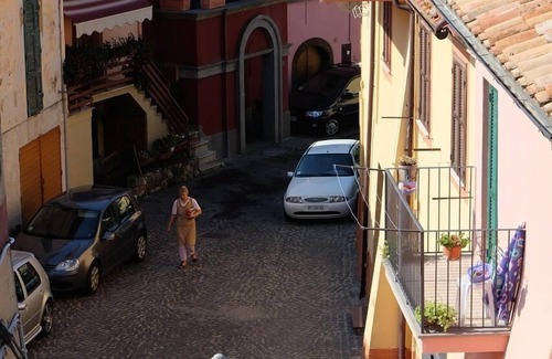 Tessennano Apartment | Explore Maremma’s Hidden Gem: Olive Groves & Etruscan Wonders