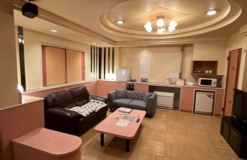 Sasebo Cottage | Historic Hot Spring Retreat in Sasebo, Nagasaki