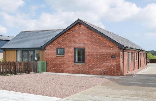 Wing House | Old Byre Cottage - Uk43377
