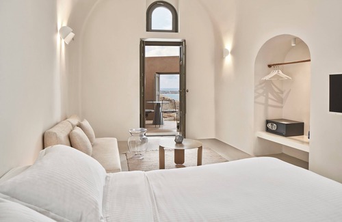 Oia Hotel | Old Castle Oia