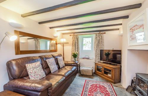 Bainbridge House | Welcoming Old Dame School: Family-Friendly & 4-Star Comfort