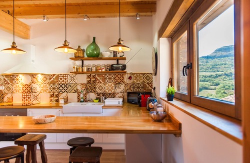 Conca de Dalt House | Historic 19th Century Detached House with Spa & Breakfast