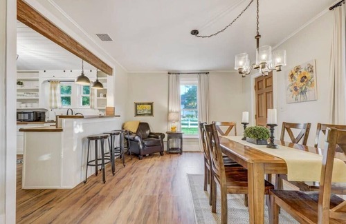 Monument House | Unwind at Old Farmhouse: Downtown Monument with Spa & Hot Tub
