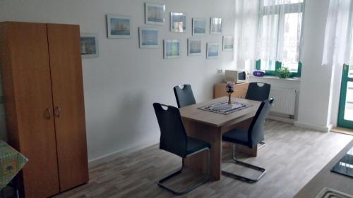 Goerlitz Apartment | Guest Rated 10/10 at Old Firestation Görlitz Hotel