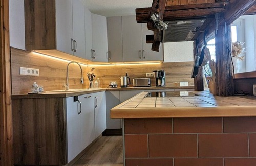 Drebach House | Modern Retreat in Old Forge: Family-Friendly with Breakfast