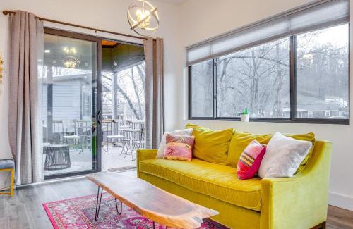 Old Fort House | Pet-Friendly Old Fort Retreat with Mill Creek Access