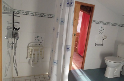 Saint-Philbert-de-Grand-Lieu Cottage | Charming Farmstay Near Grand Lieu Lake with Spa & Pool