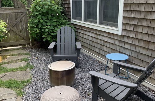 Old Greenwich House | Cozy Old Greenwich Home Near Tod's Point Beach
