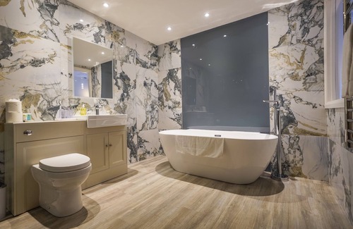Caister-on-Sea Hotel | Explore Old Hall Hotel: Pool, Spa & Family-Friendly Fun