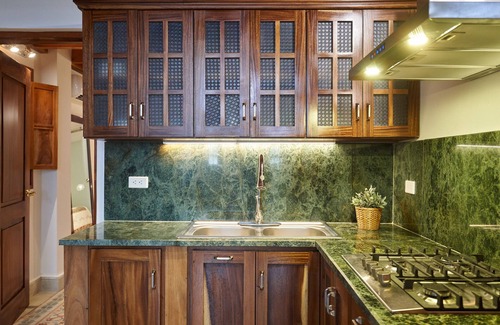 Old Havana Apartment | Discover Old Havana: Top-Rated Apartment with Spa & Kitchen