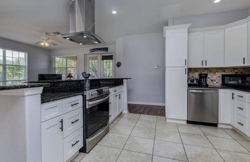 Homosassa House | Waterfront Retreat in Old Homosassa with Private Amenities