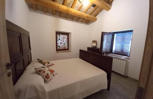 Castelleone di Suasa House | Cozy Retreat in Village Center, Steps from the Sea