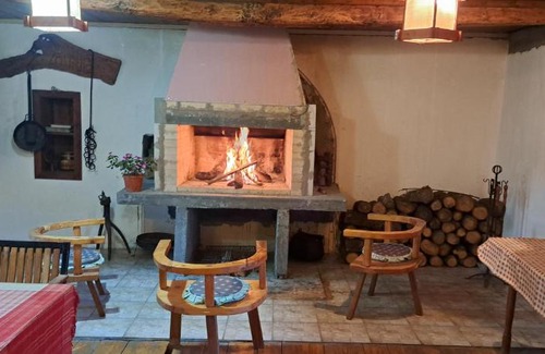 Karuc Hotel | Pet-Friendly Old House Nilovic: Rated 10/10 by Guests