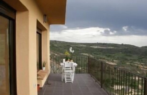 Zafra de Zancara Cottage | Unforgettable Stay at Old House of Pedro Chicote Loft