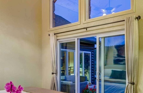 Camdenton Cottage | Inviting Old Kinderhook Cottage Rentals with Pool & Spa