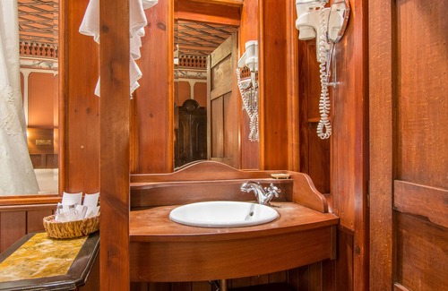 Plovdiv Old Town Hotel | Relax at Hotel Hebros: Spa, Dining & Family-Friendly Fun
