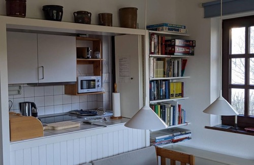 Katingsiel Apartment | Cozy Retreat at Old Lock, Germany with Ocean View